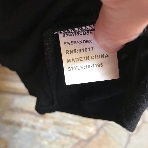 Solitaire Floral Rose Embroidered Lace up Neckline Top Black Red Large feminine - Picture 6 of 8